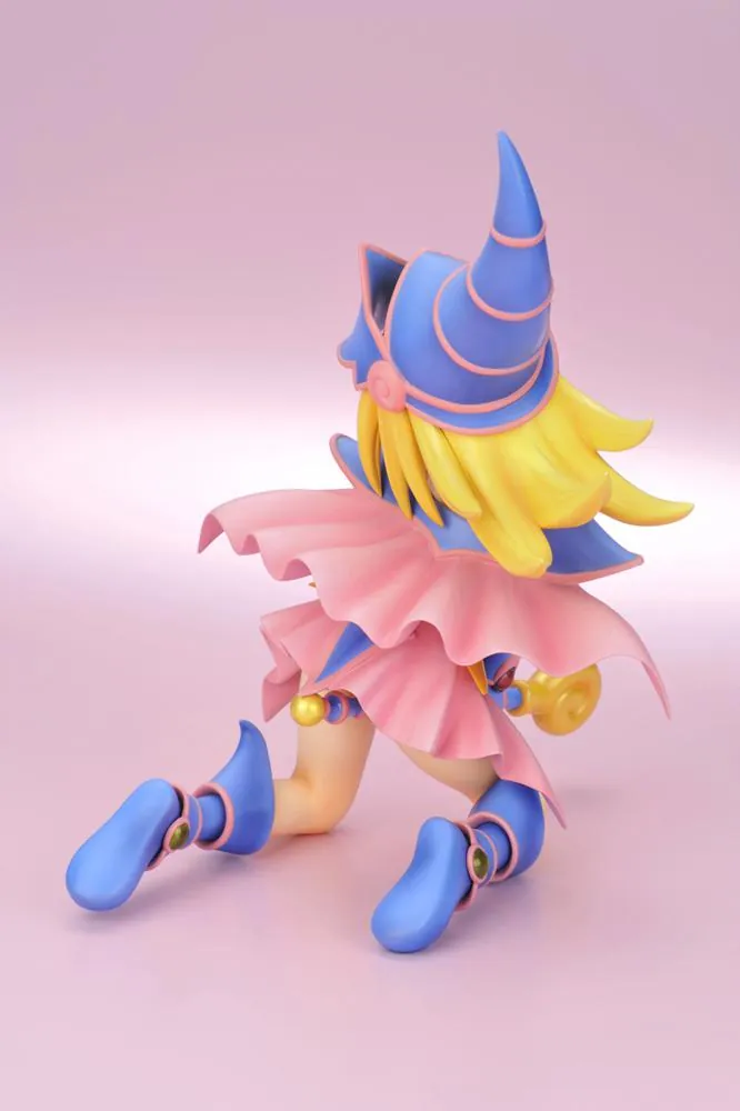 Preview: Schwarzes Magiermädchen - Premium Statue 1/7 von ARTFX J 