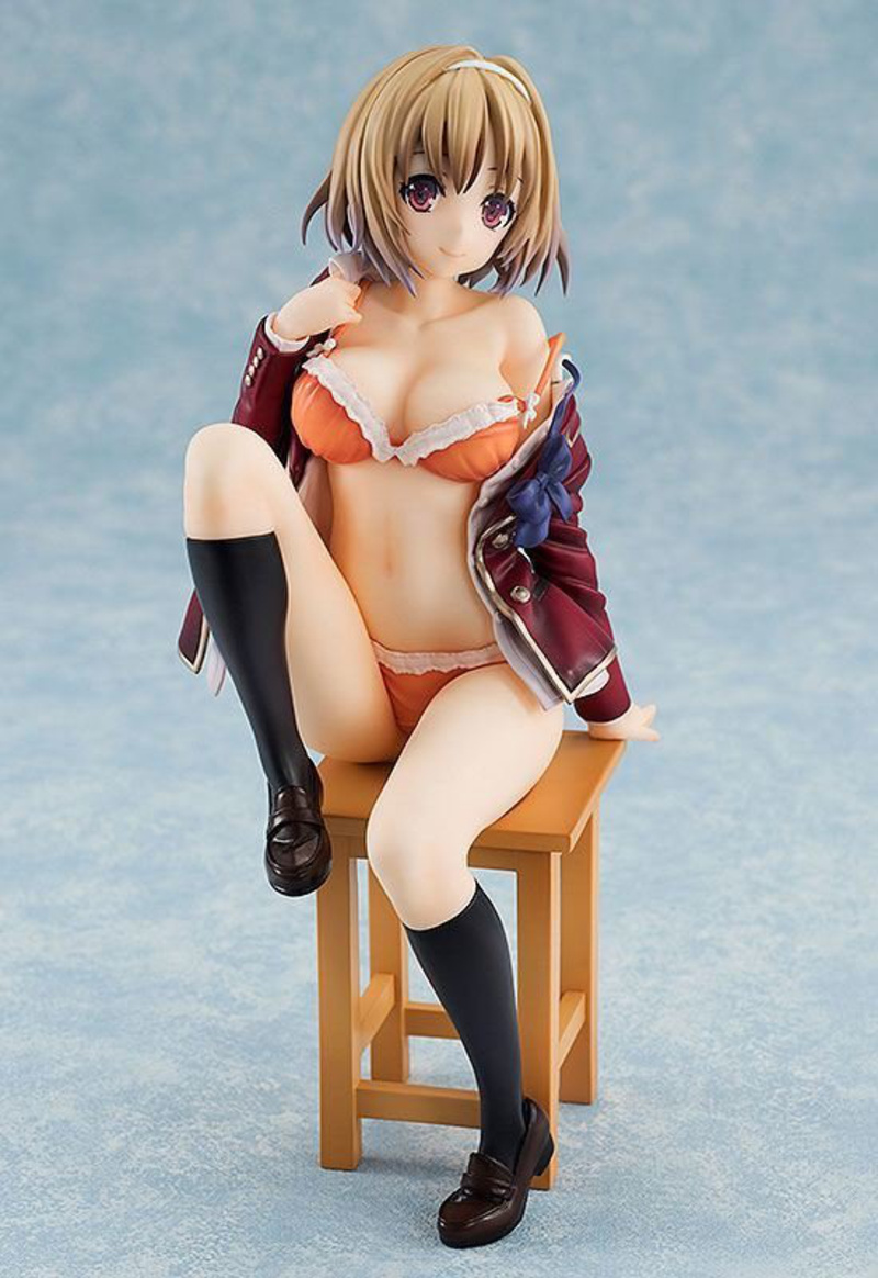 Kikyou Kushida - Changing Clothes - Classroom of the Elite - Kadokawa