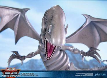 Blauäugiger Weißer Drache - Weiße Edition - First 4 Figures Yu-Gi-Oh! PVC Figur