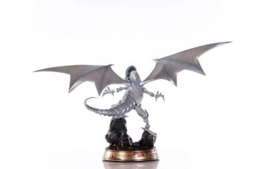 Blauäugiger Weißer Drache - Weiße Edition - First 4 Figures Yu-Gi-Oh! PVC Figur