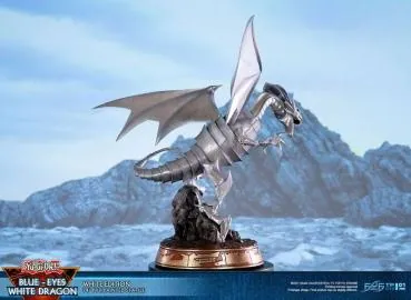 Blauäugiger Weißer Drache - Weiße Edition - First 4 Figures Yu-Gi-Oh! PVC Figur