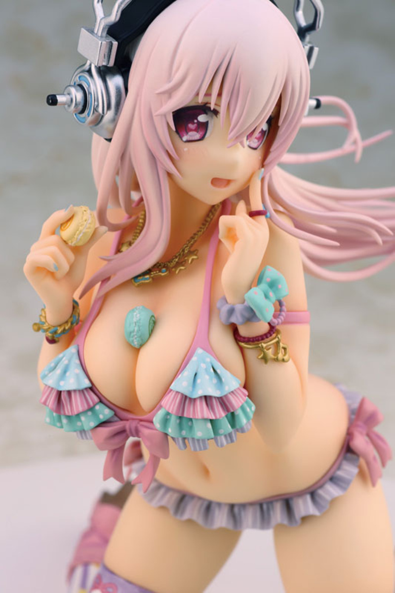 Super Sonico - Macaron Tower - Alphamax