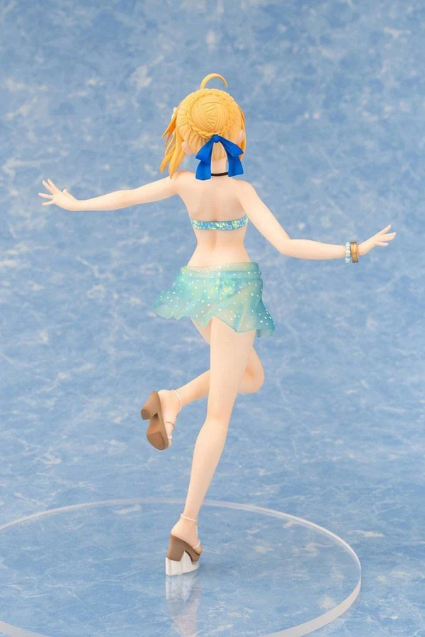 Artoria / Altria Pendragon - Saber - Resort Vacances - FunnyKnights