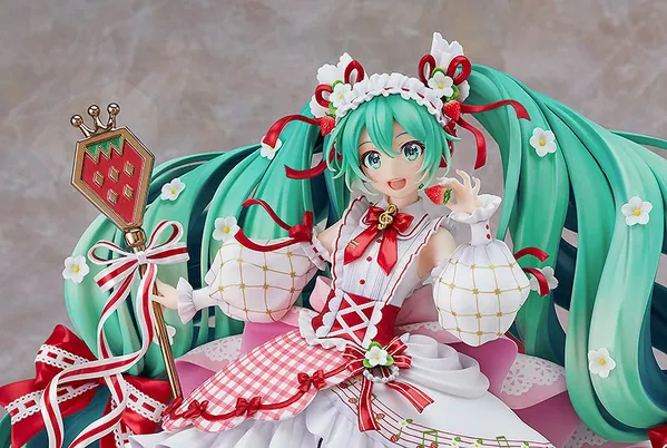Hatsune Miku - Character Vocal Series 01 - Statue 1/7 - 15th Anniversary Ver. - Max Factory