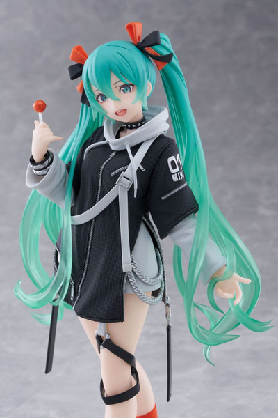 Hatsune Miku - Wonderland - Fashion Punk Ver. - Taito Prize