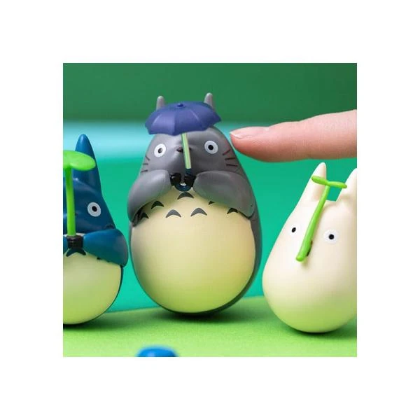 Totoro - Mein Nachbar Totoro - Figur mit rundem Boden - Big Totoro with leaf - Semic