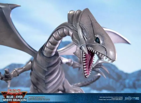 Blauäugiger Weißer Drache - Weiße Edition - First 4 Figures Yu-Gi-Oh! PVC Figur