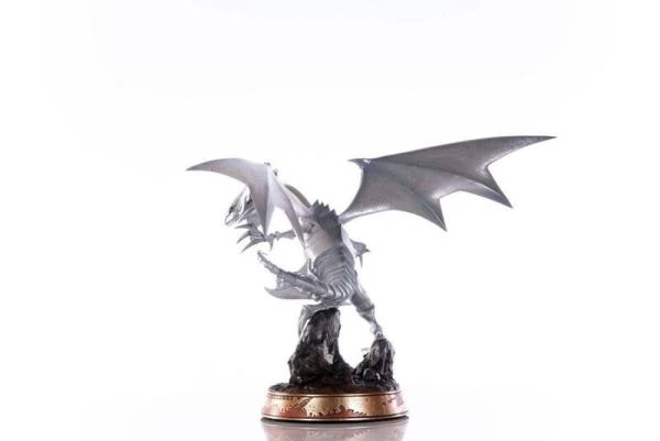 Blauäugiger Weißer Drache - Weiße Edition - First 4 Figures Yu-Gi-Oh! PVC Figur