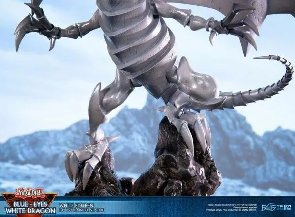 Blauäugiger Weißer Drache - Weiße Edition - First 4 Figures Yu-Gi-Oh! PVC Figur