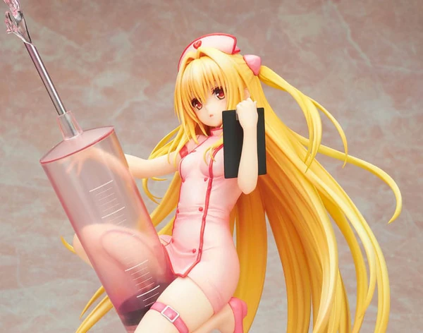 Golden Darkness Nurse Ver. (re-run) - To Love-Ru Darkness - Statue 1/7 - Alter