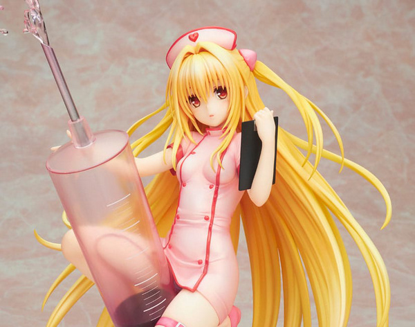 Golden Darkness Nurse Ver. (re-run) - To Love-Ru Darkness - Statue 1/7 - Alter