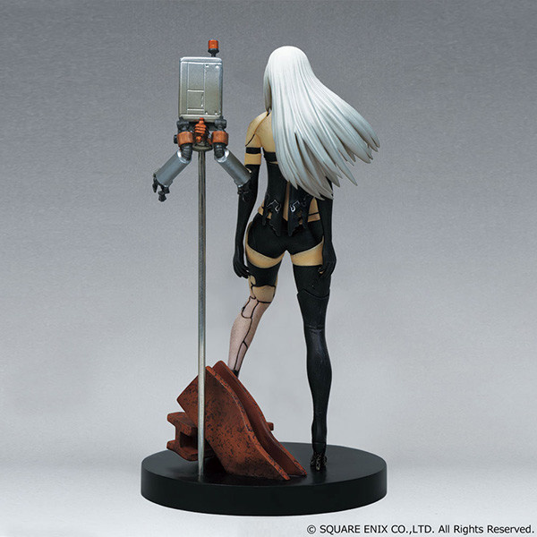 YoRHa Type A No. 2 und Pod 042 - Square Enix