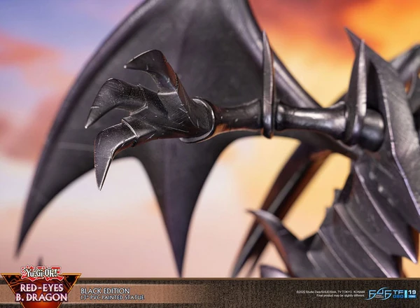 Red-Eyes B. Dragon - Yu-Gi-Oh! - Black Colour - First 4 Figures