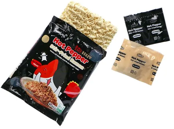 Instant-Nudeln - Gebratener Pfeffer-Ramen von SamYang Instant-Nudeln - Gebratener Pfeffer-Ramen von SamYang